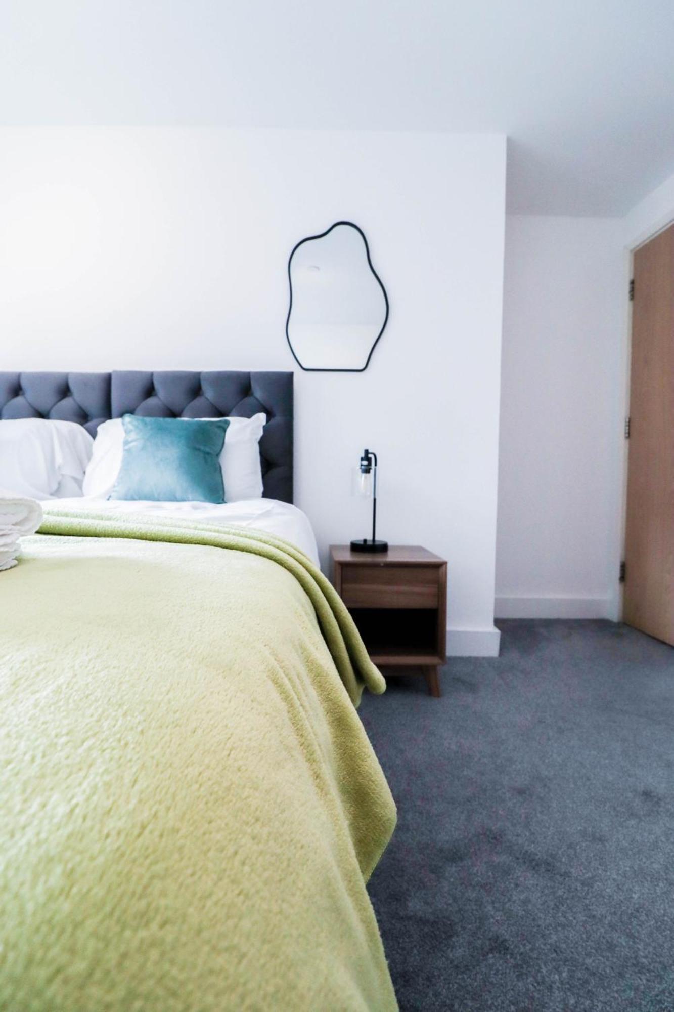 Apartamento Serene 2-bedroom By The River *