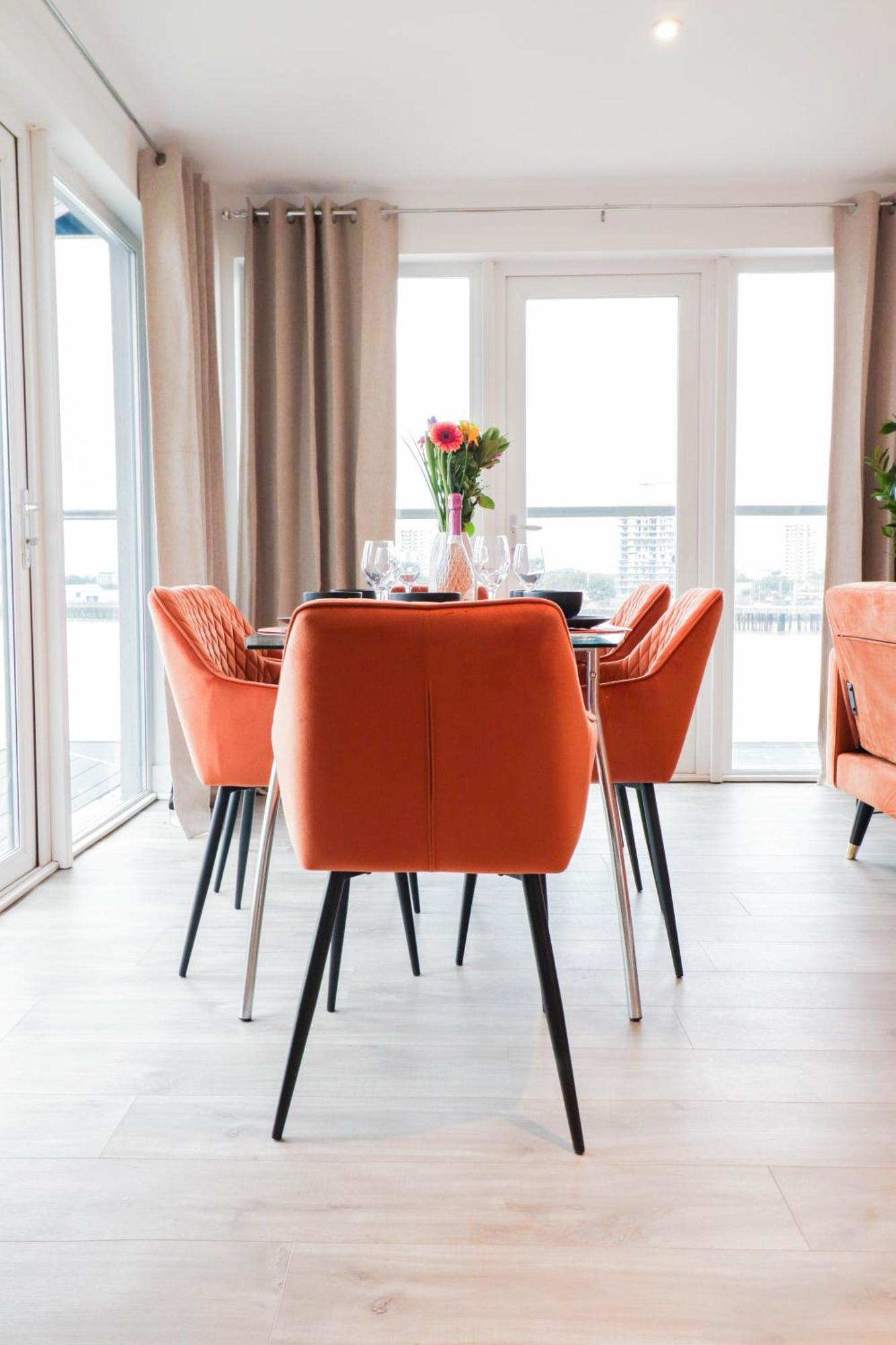 Appartement Serene 2-bedroom By The River Londen